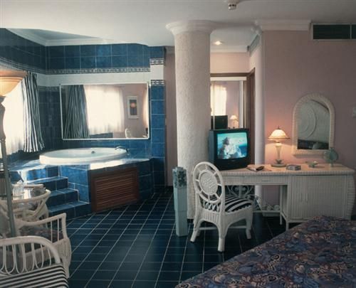 'Hotel - Brisas del caribe - room 2' Check our website Cuba Travel Hotels .com often for updates.